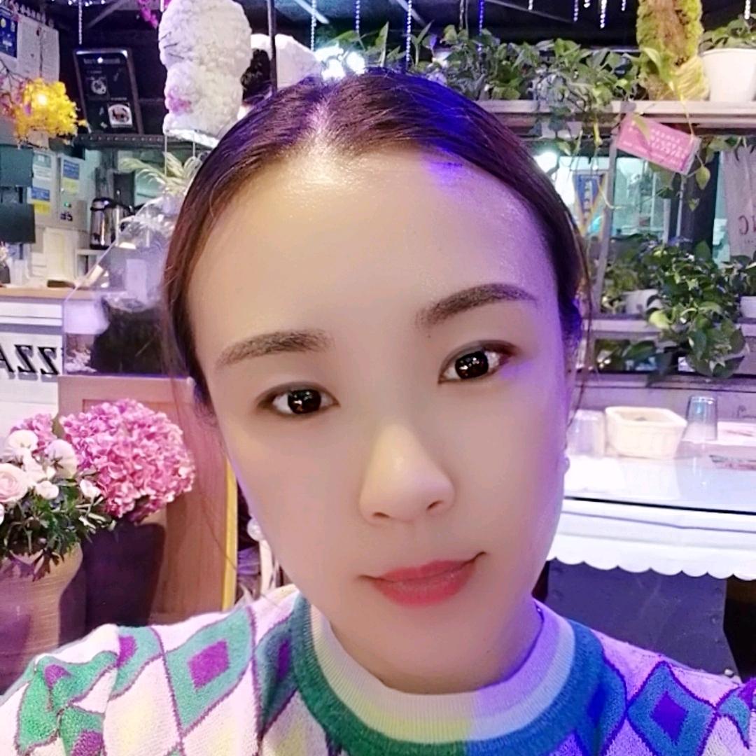 真 善 美