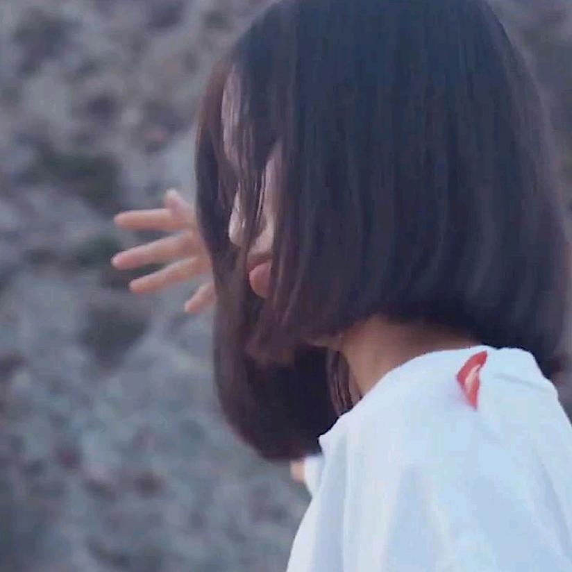 《小月》