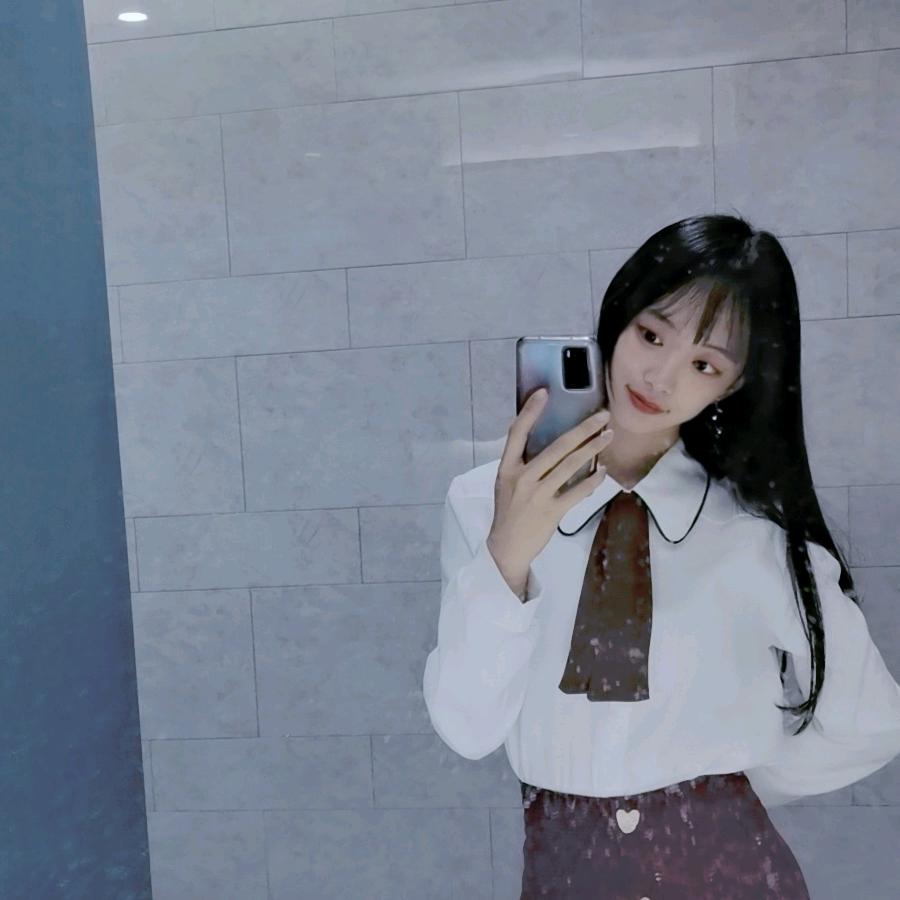 花花爱吃辣火锅