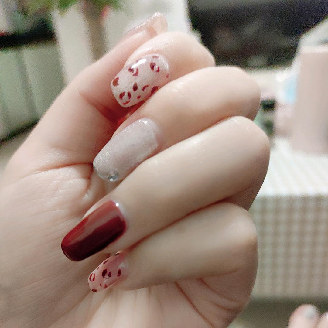 爱哭的妞