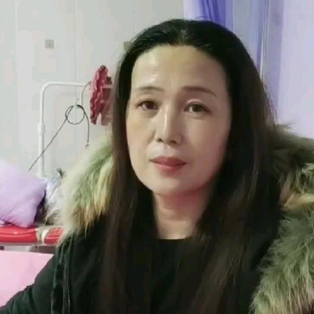 莹莹