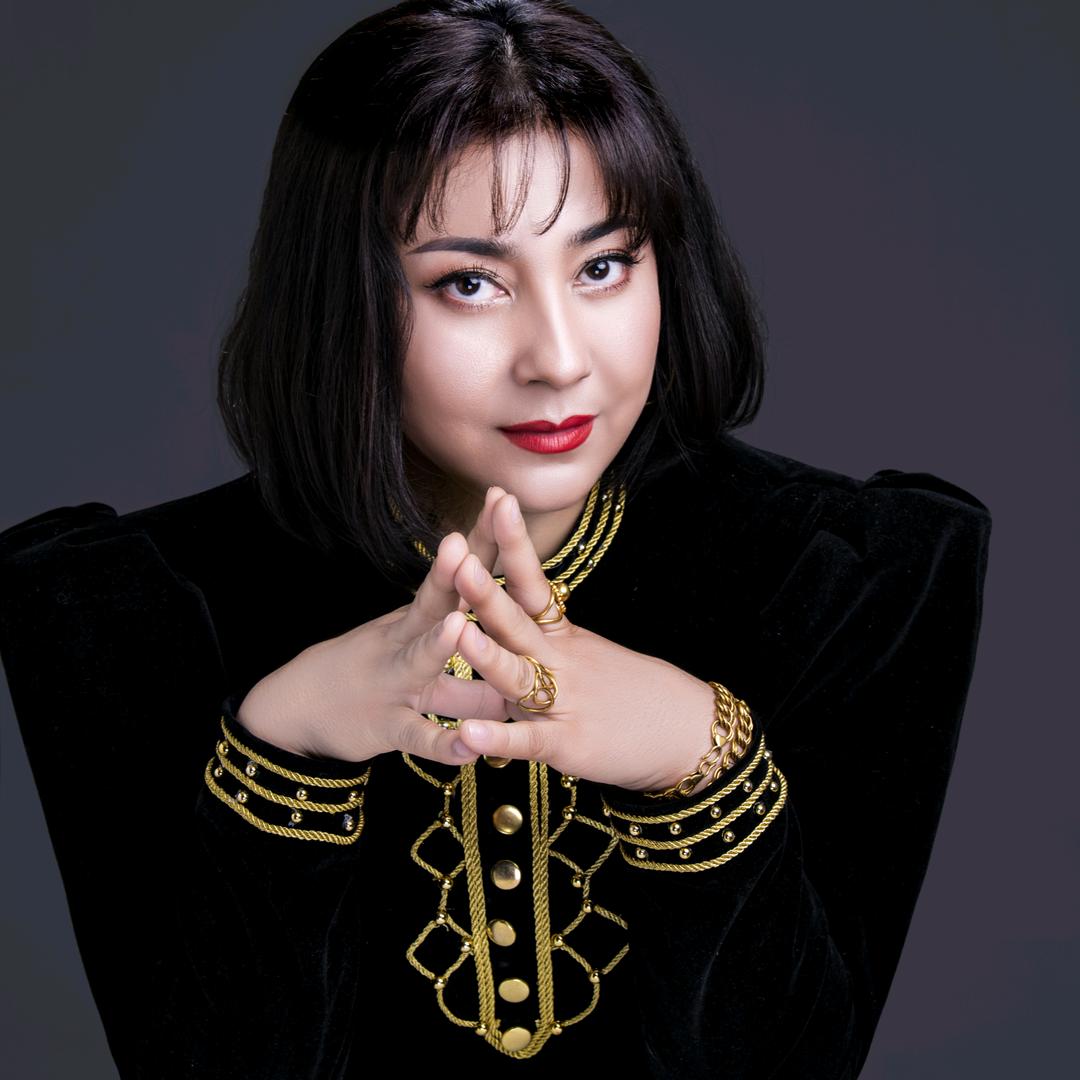 BIRDANEM彼热德娜服装设计