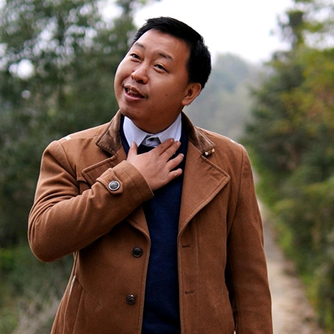 守村人张二狗