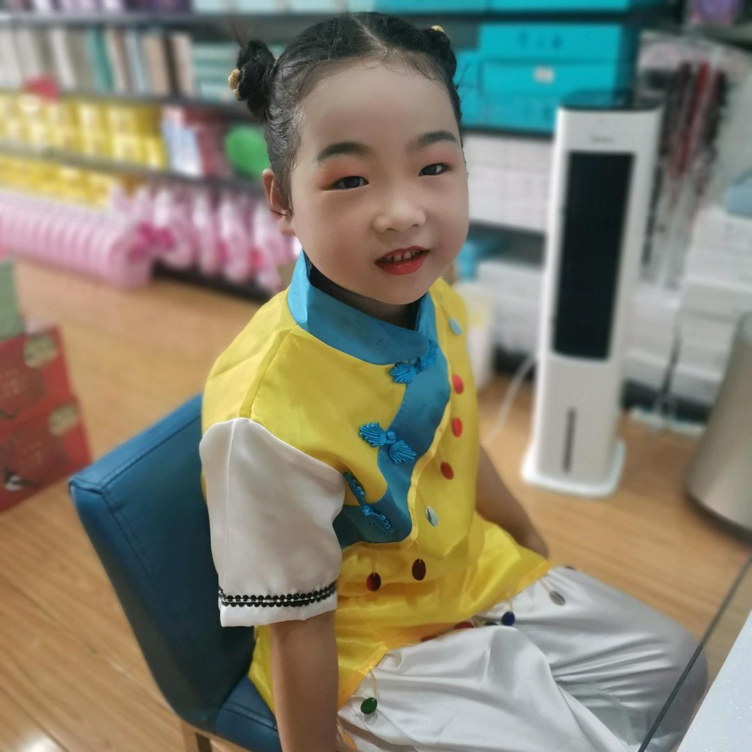 王瑞）