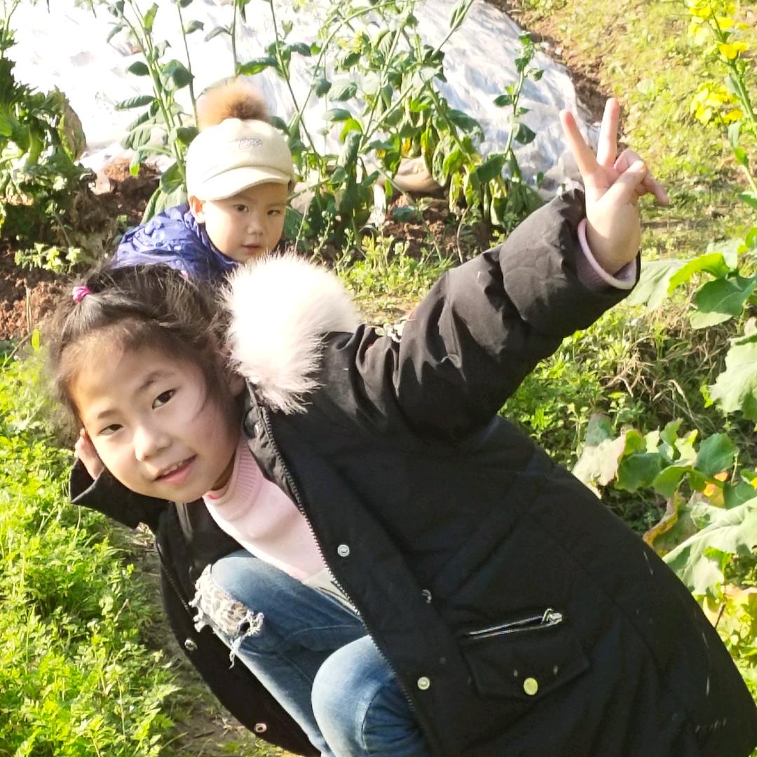 青青☆ﾐ(o*･ω･)ﾉ