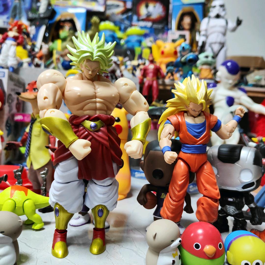 童趣坊外贸玩具手办藏品