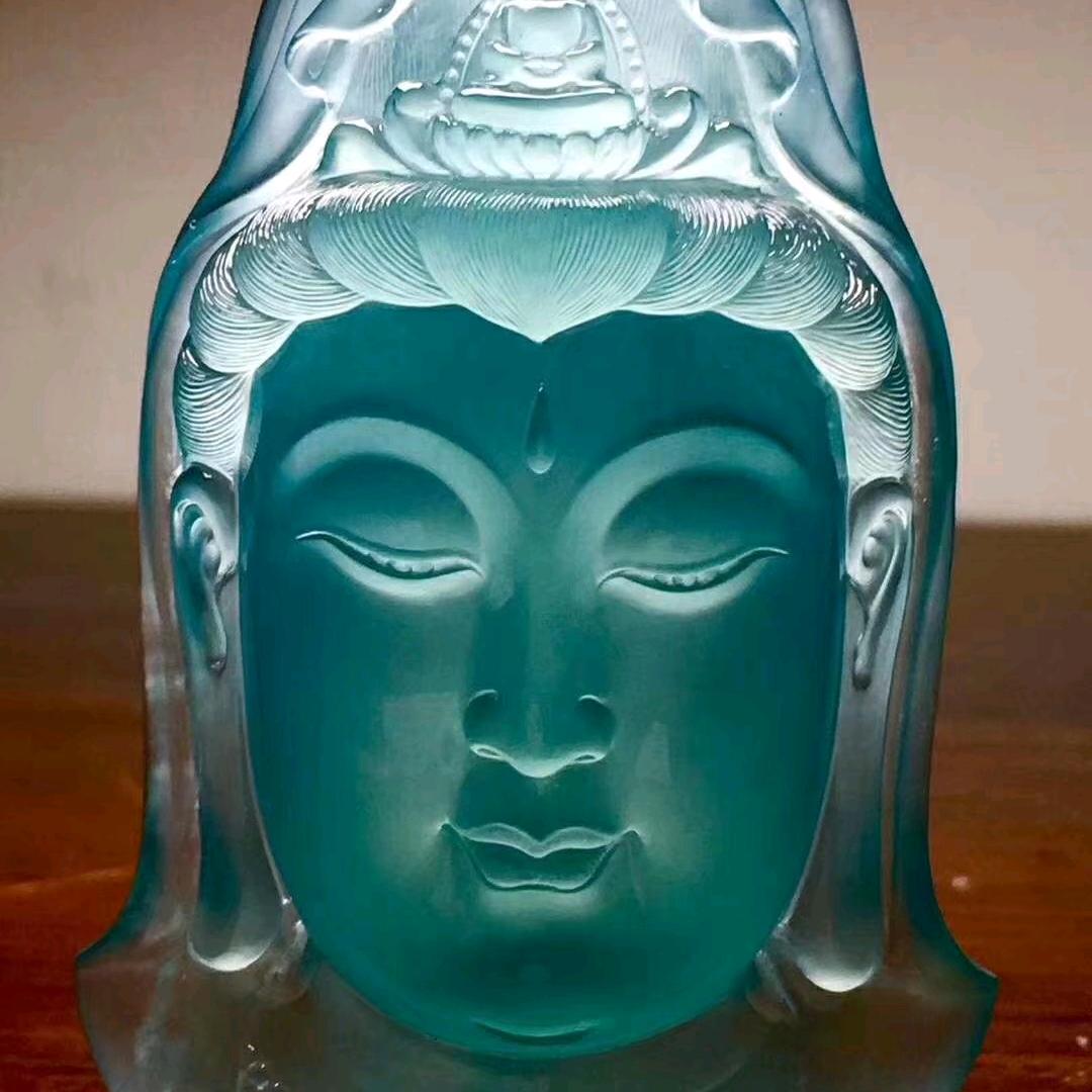 覌海聼涛