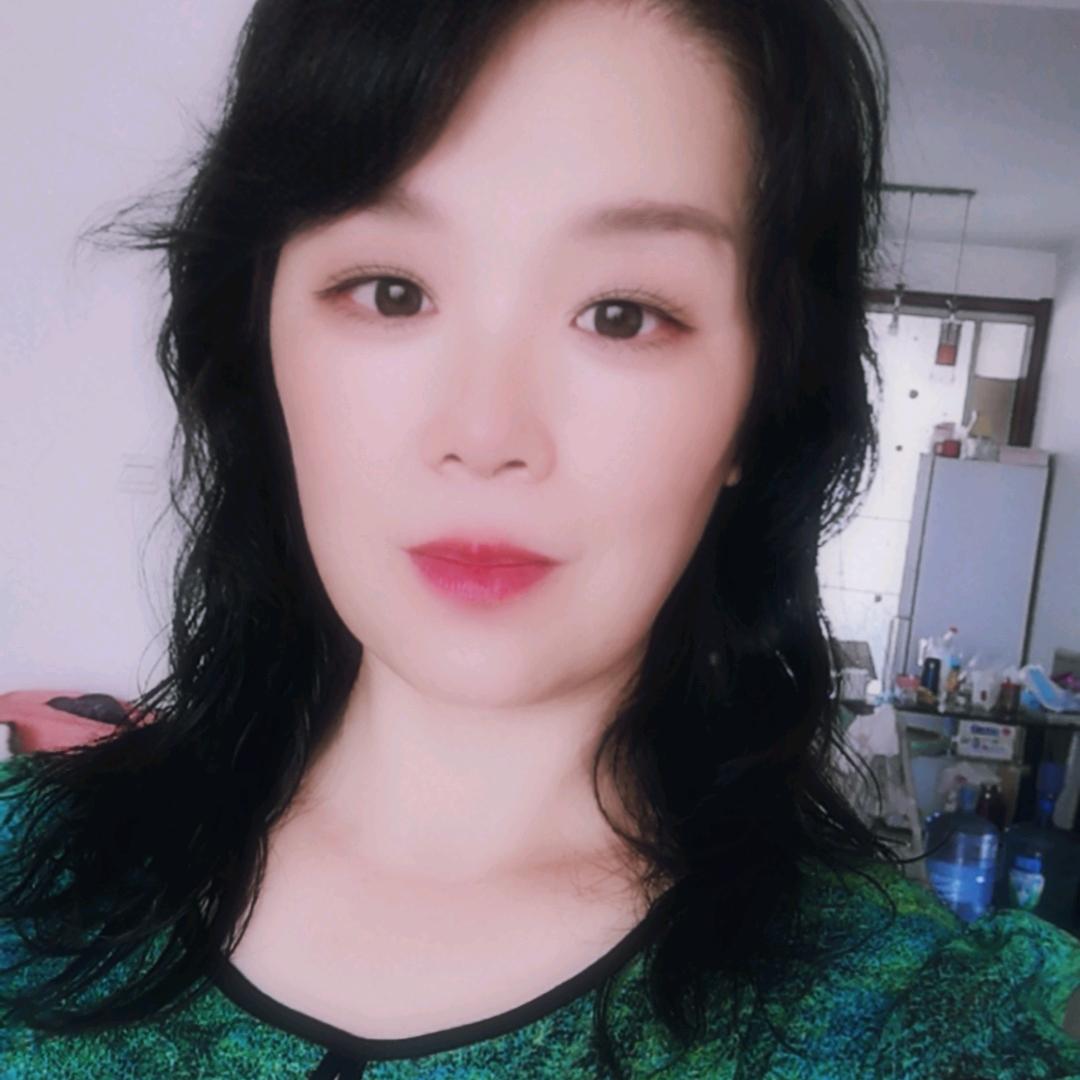 阳光明媚