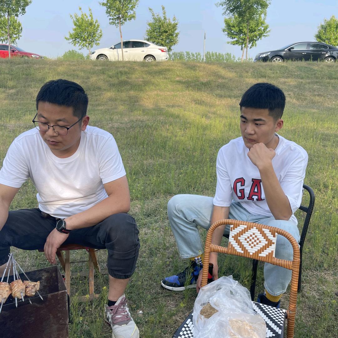 二妮的二叔