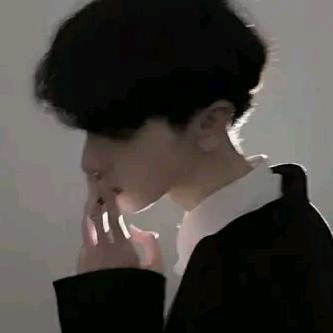 阳ˉ﹃ˉ光少年