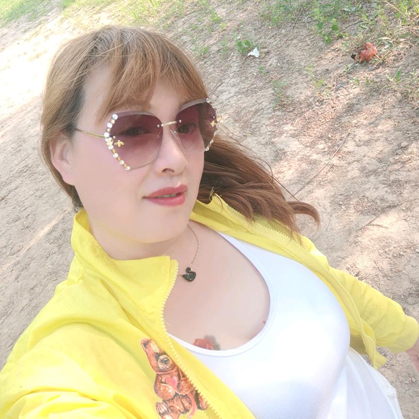 情一动心就痛伤过以后才会懂