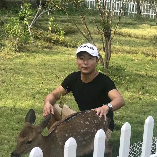 养鹿九哥.一鸣鹿苑