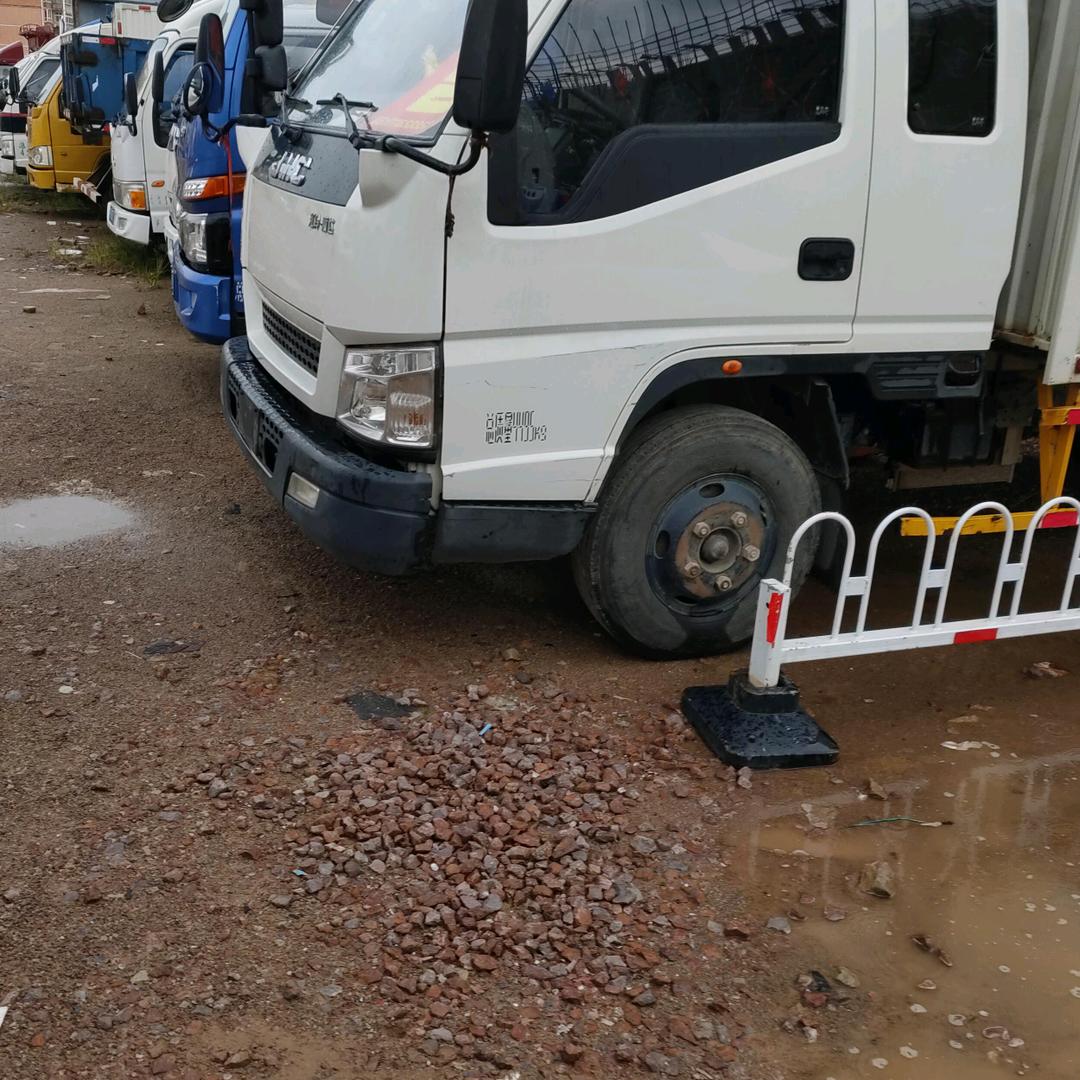 抚州老五旺胜二手车