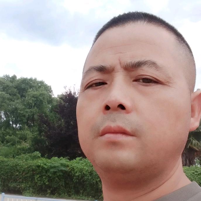 黄春泽