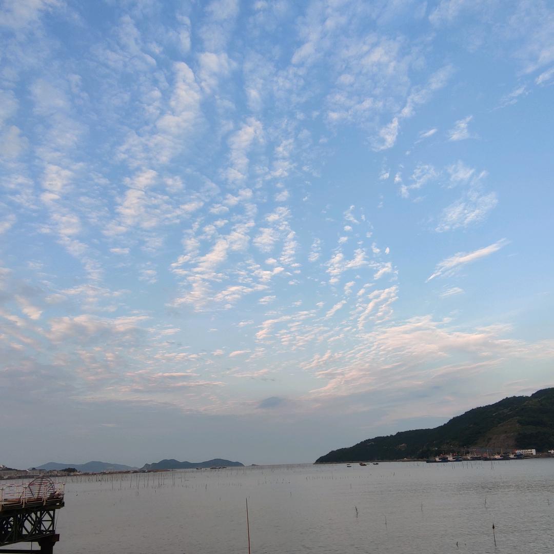 ╱:-空白