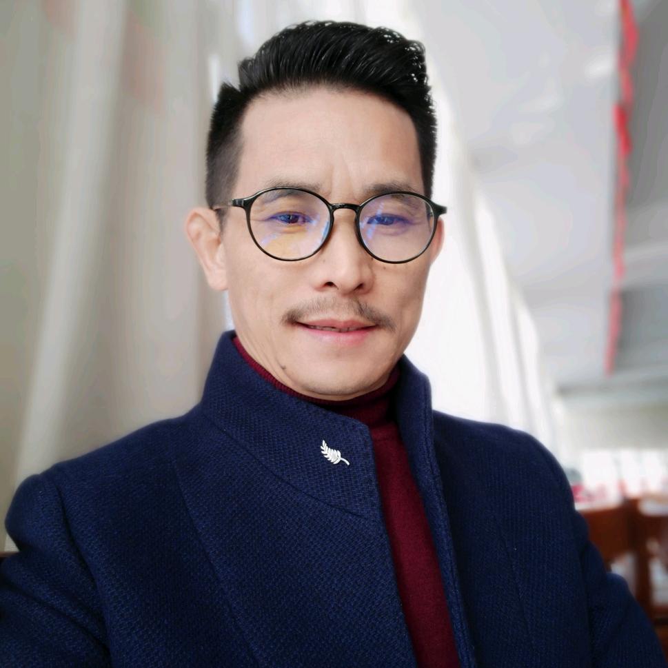 @百善孝为先.四哥