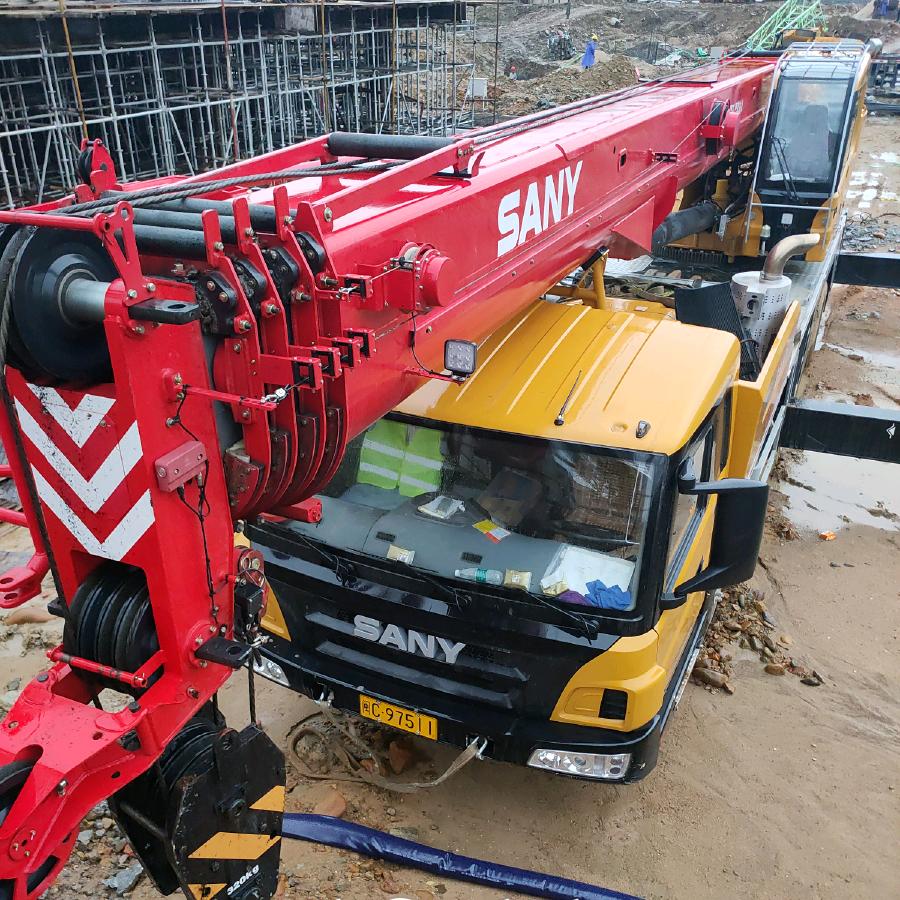 入目无他人，四下皆是你