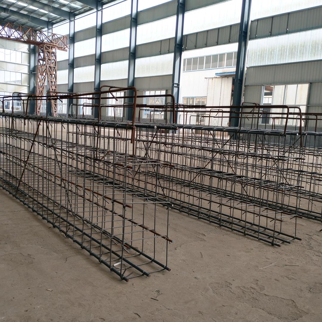 晒不死钢筋工！海霞饭店！