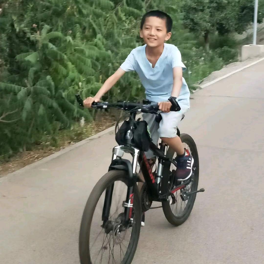 嘉潞