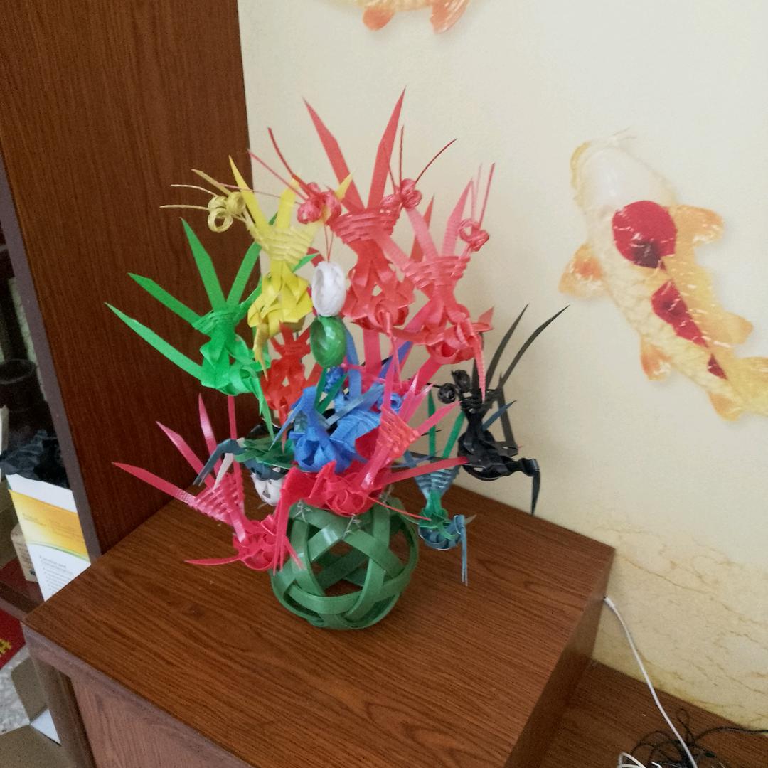 王先生：阿宏：