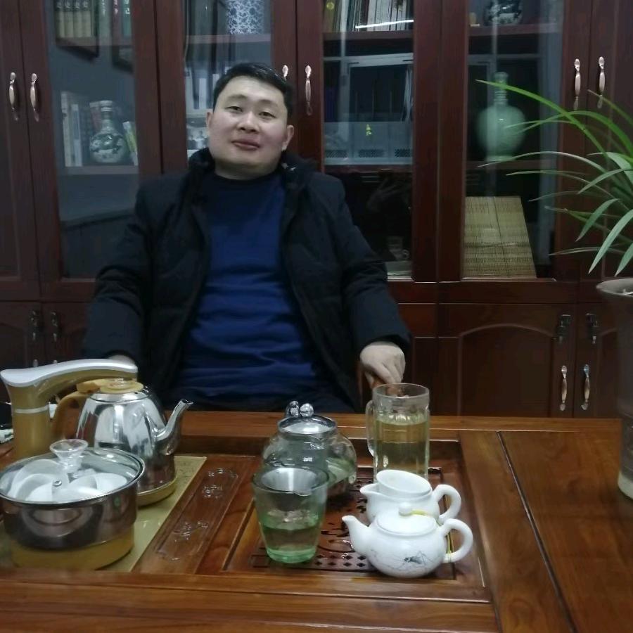 兖州翰墨艺术培训学校    赵伟