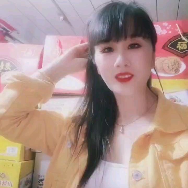 倾城一笑