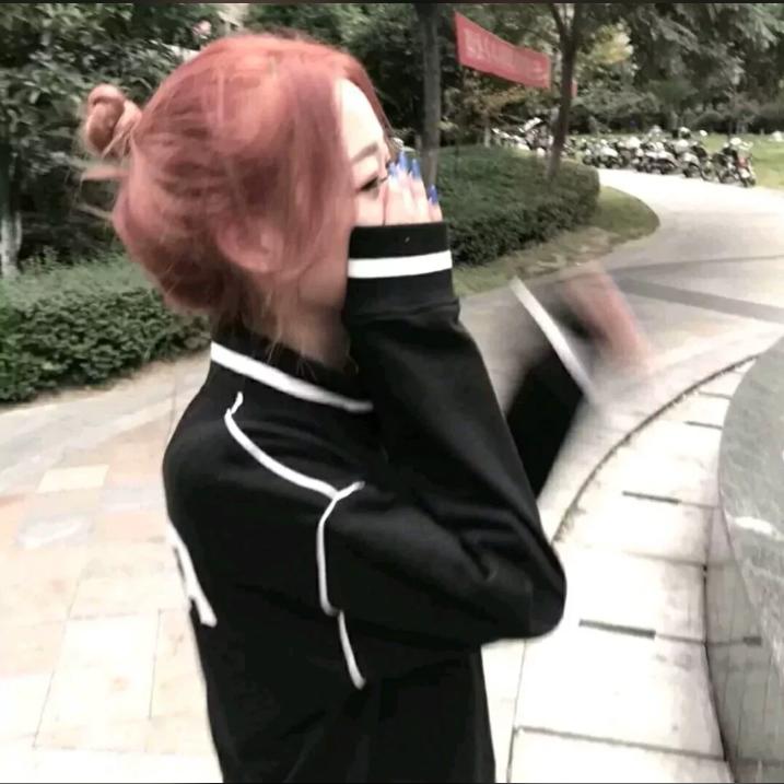 等待默默