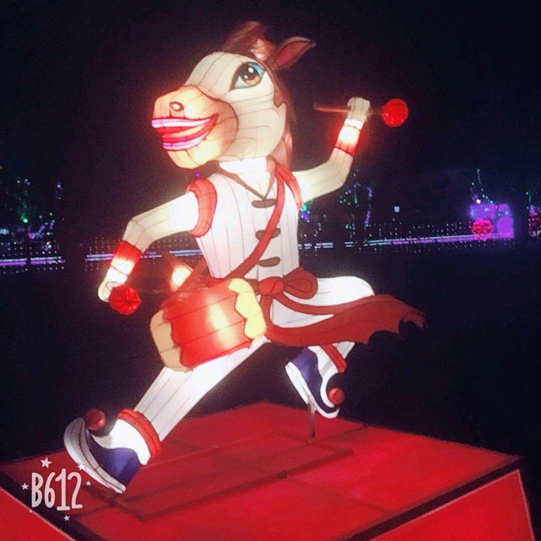 脚踏实地
