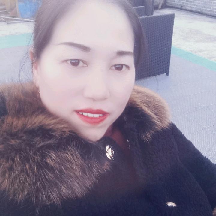 天天快乐。。