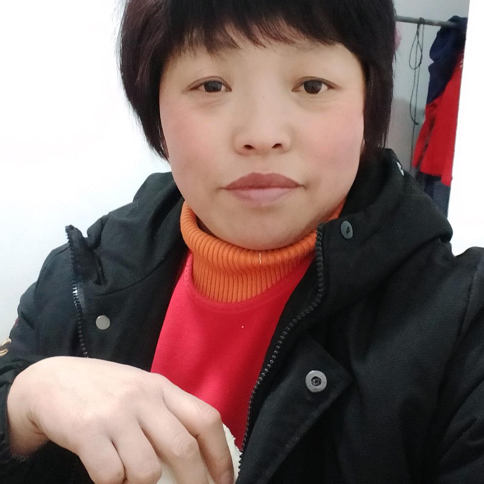 李满霞