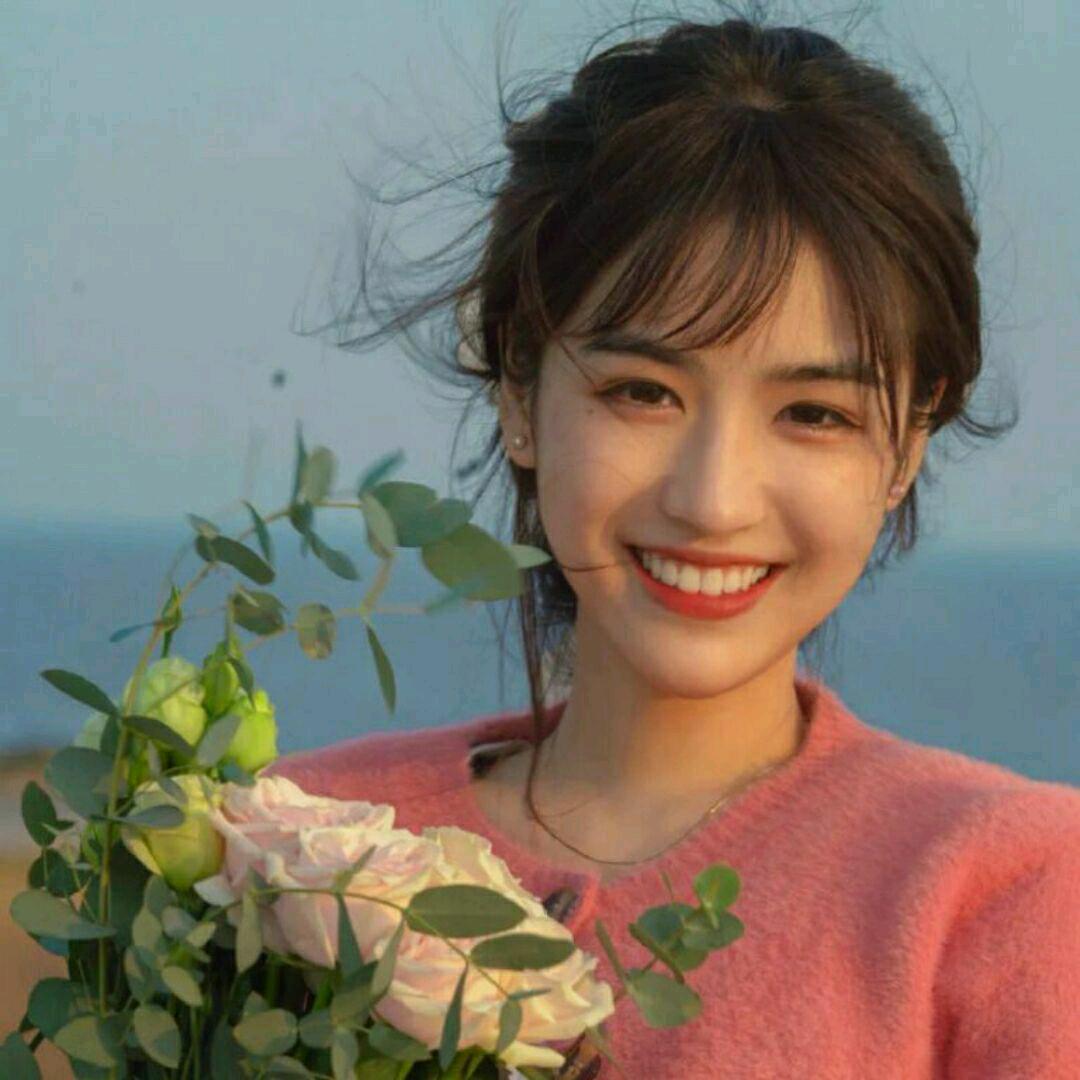 A.莹莹呐