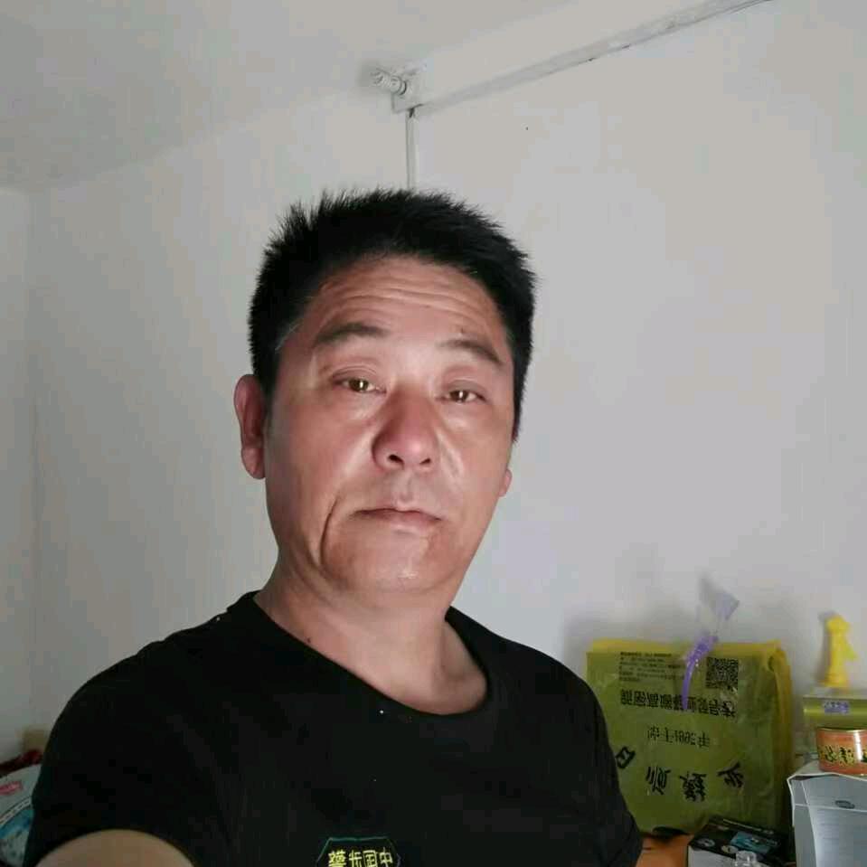 草莓冰淇淋