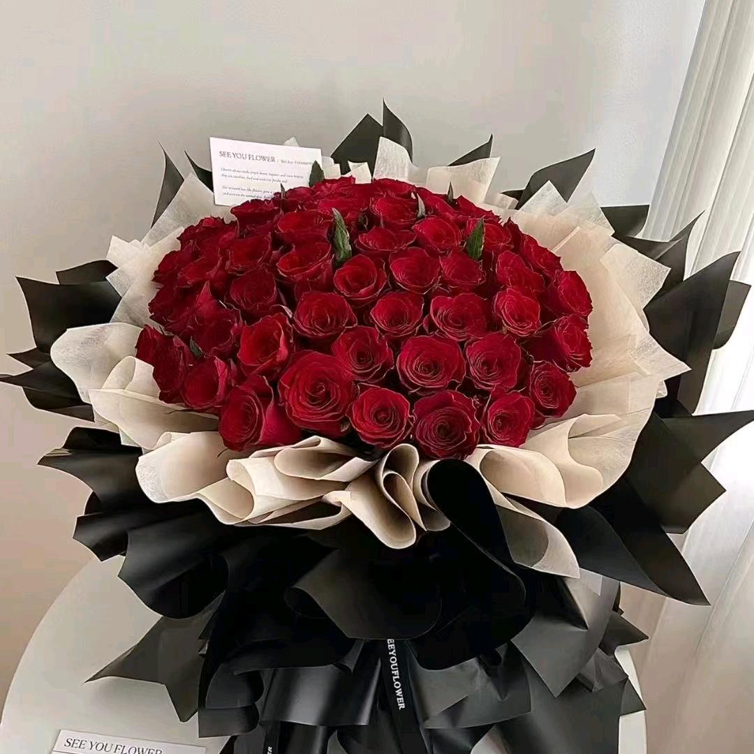 爱园诗情花艺鲜花气球婚介婚庆一条龙