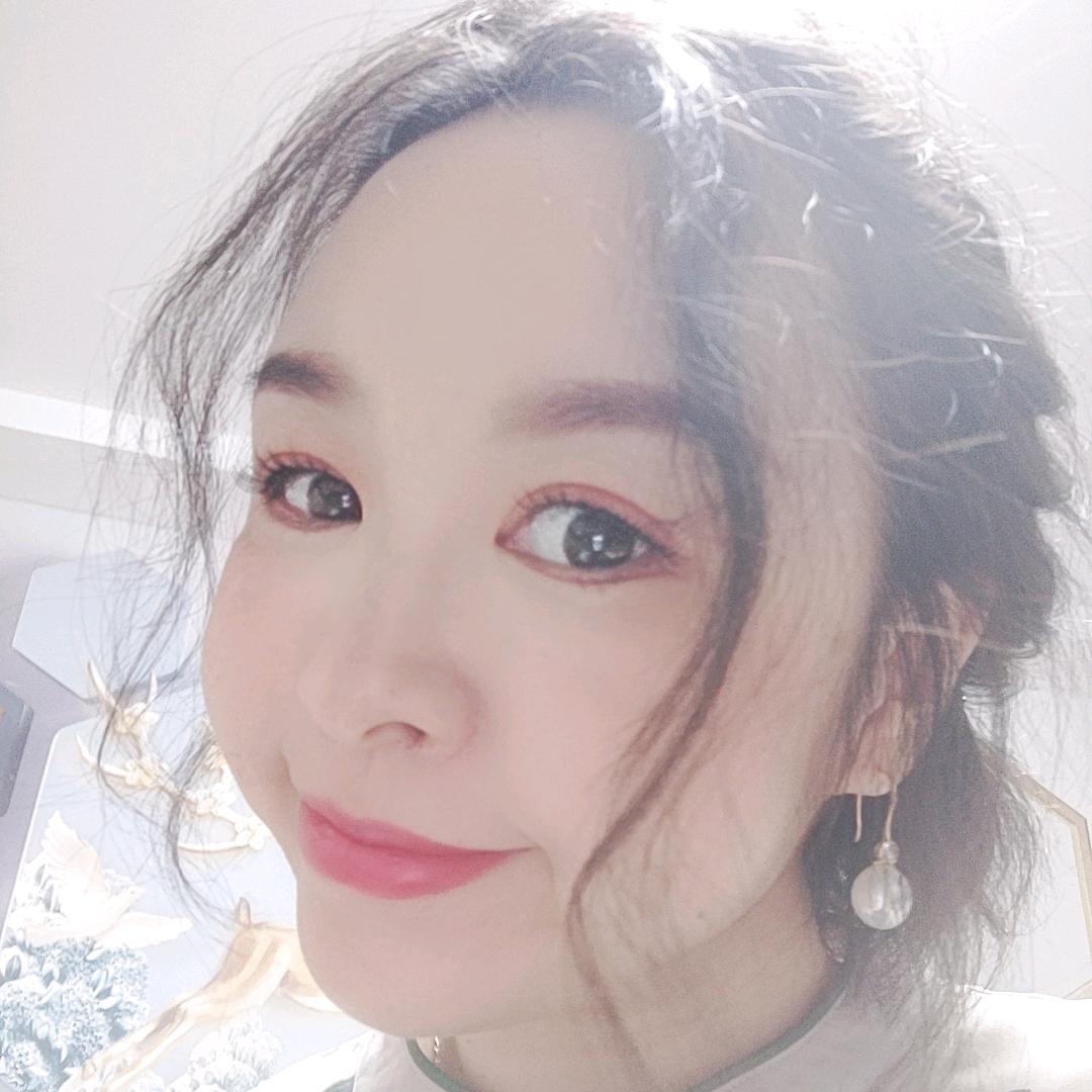 走走停停的L小姐