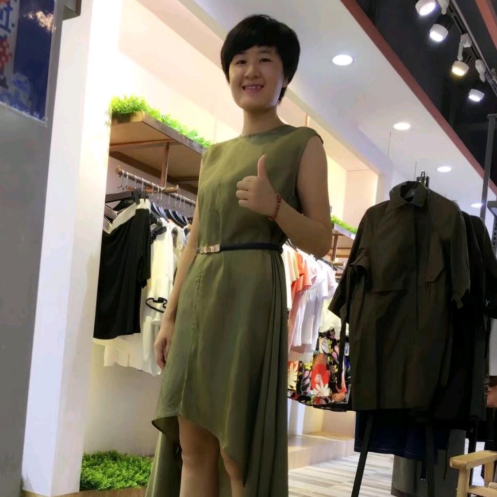 贺州景源嘉宝果园莫雅媛