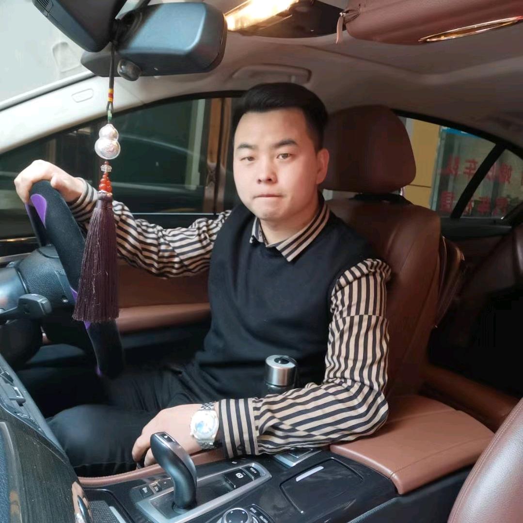 高峰（游三小铁粉）