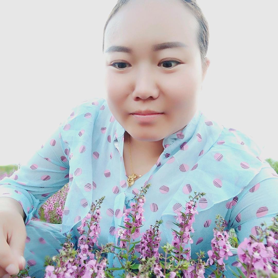 罗芳