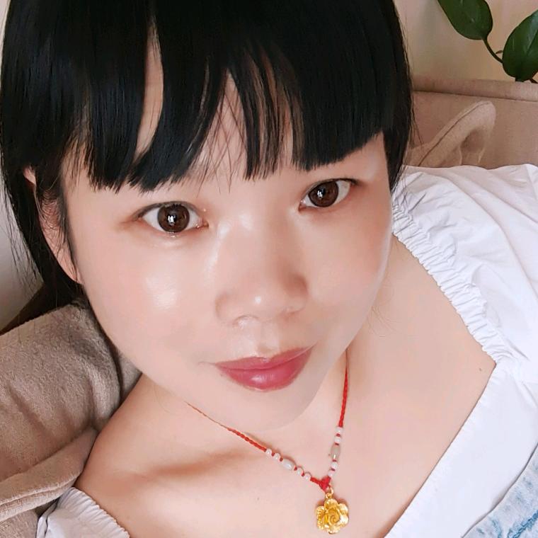 淡然一笑