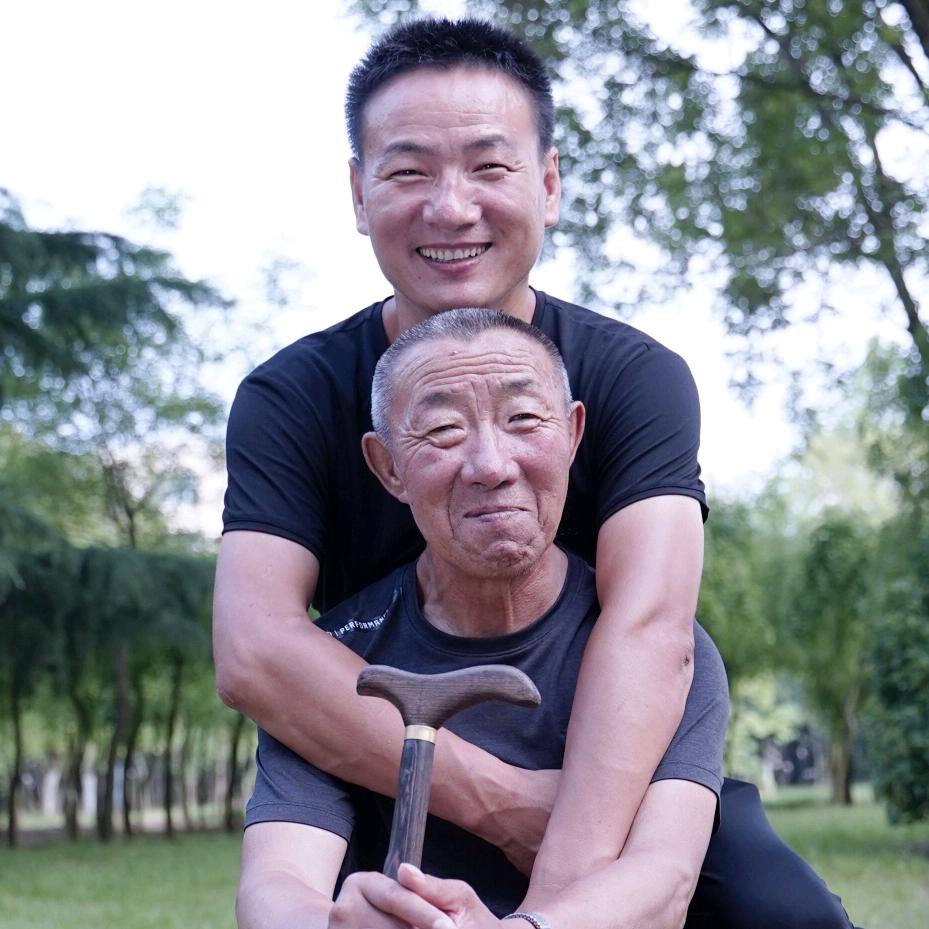 成三少