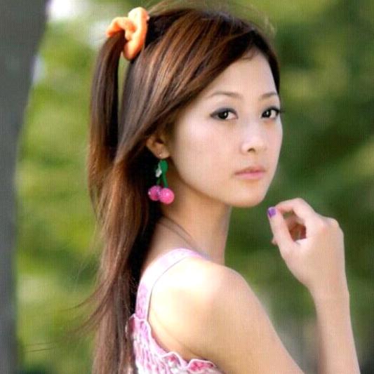 霸气才是姐的范💃