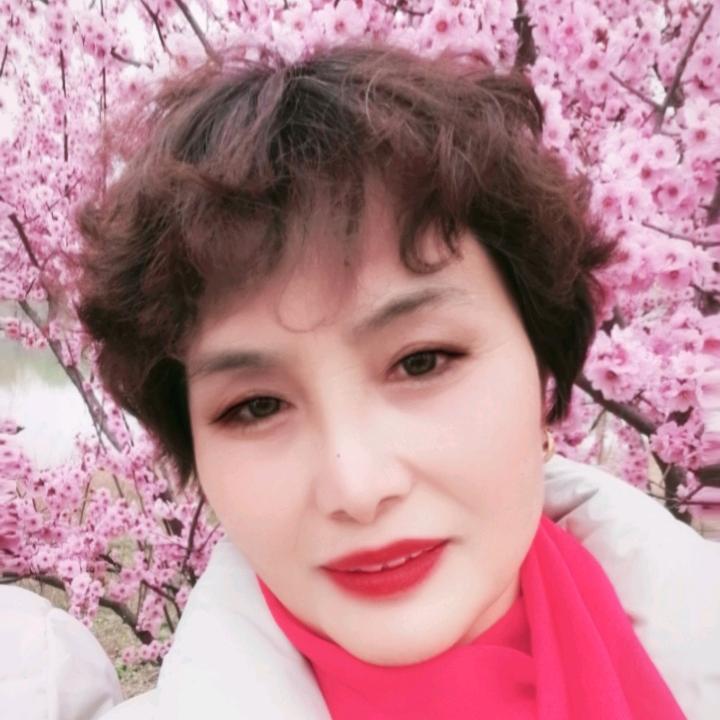 月儿最美