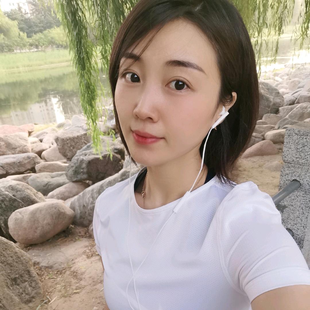 臭霞霞#