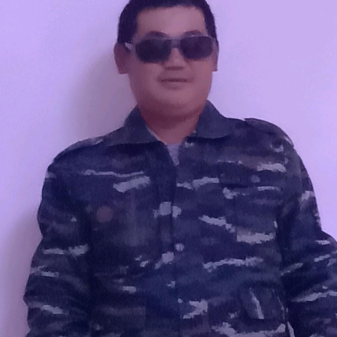 两袖清风。