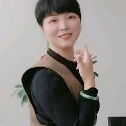 李婉钰