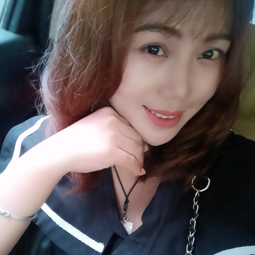 勐康冷饮店小厨娘