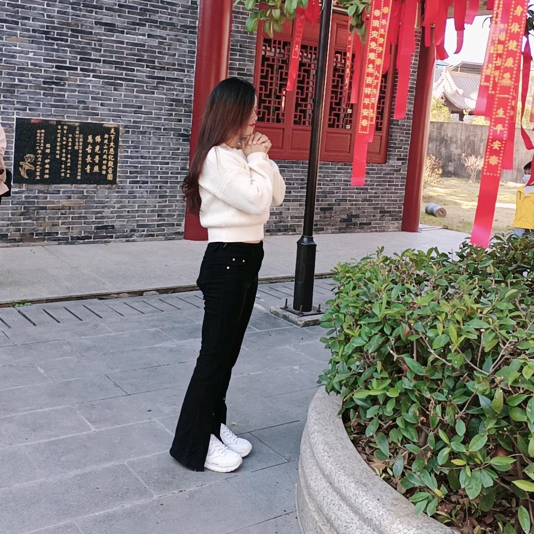 @爱跳舞的红红