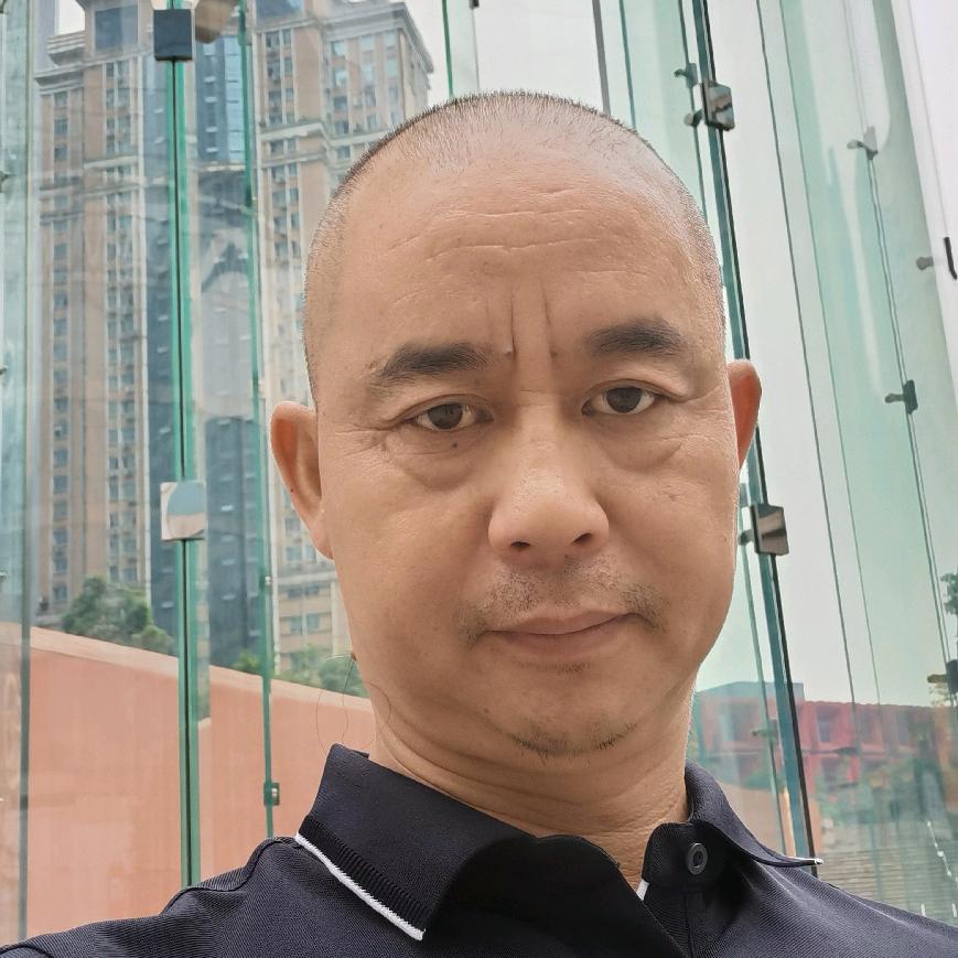 走在返乡创业路上奋斗人