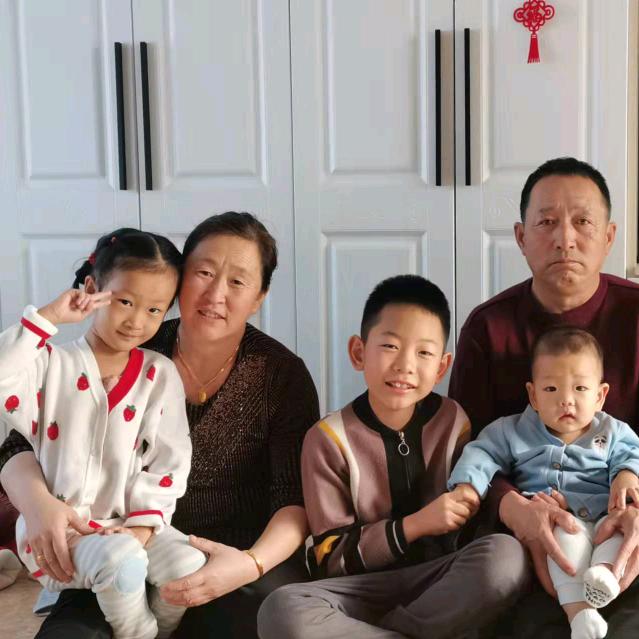 三娃的姥姥