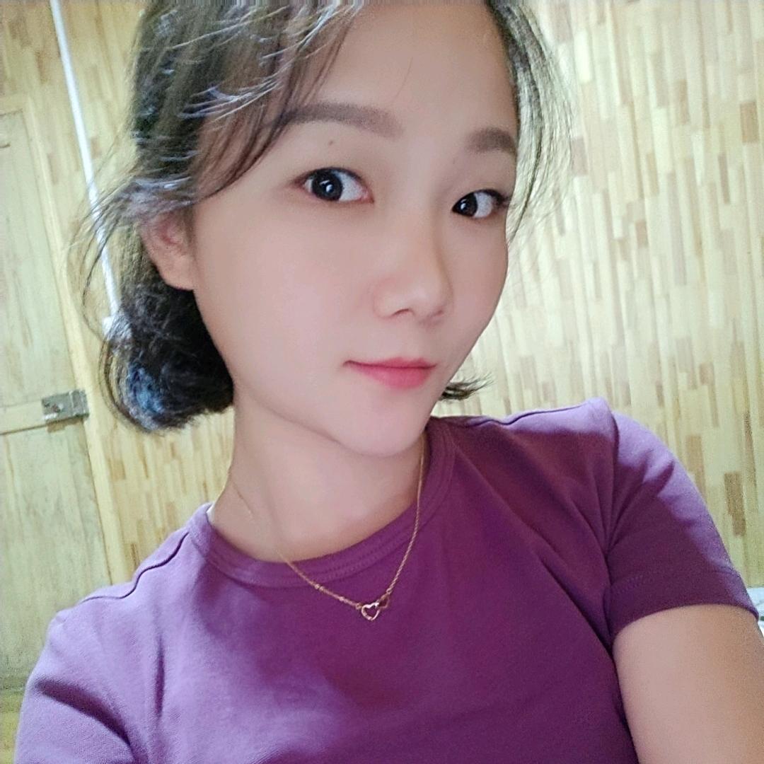 小蕾蕾.
