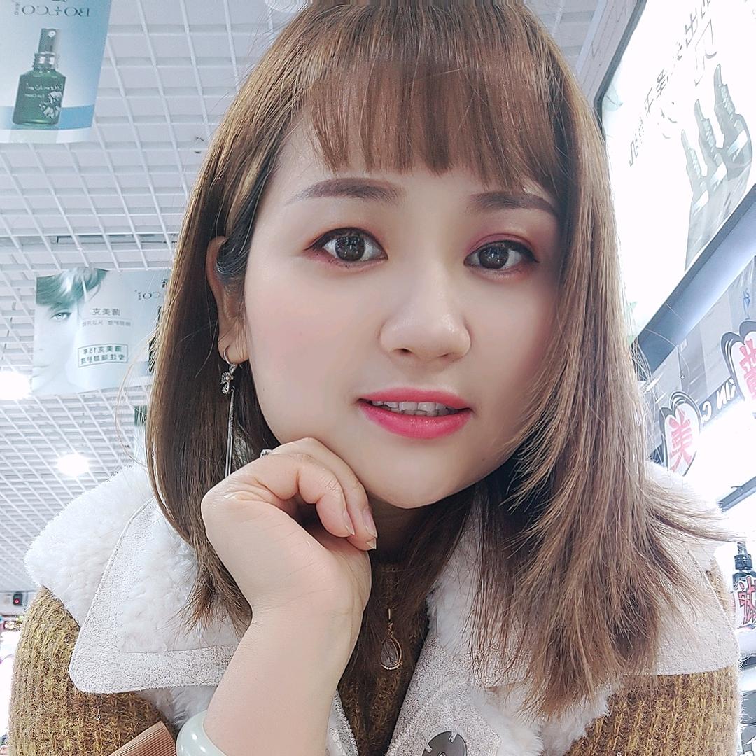 伊宁市新洪源妆品名店